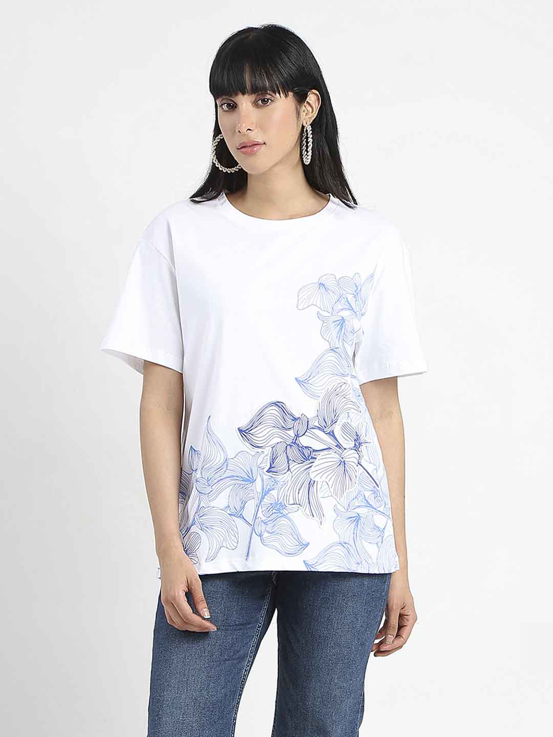 Madame Graphic Print Cord Detailed White Sinker T-Shirt color swatch