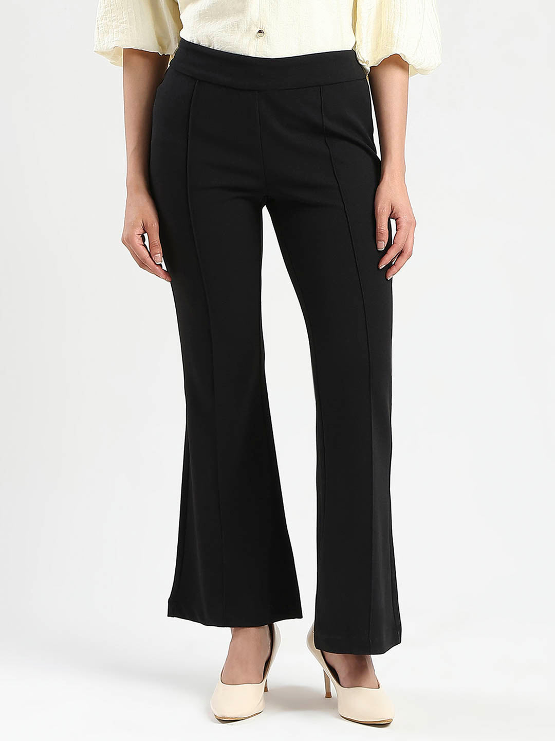Madame Side Zipper Flared Black Knitted Moss Trousers color swatch