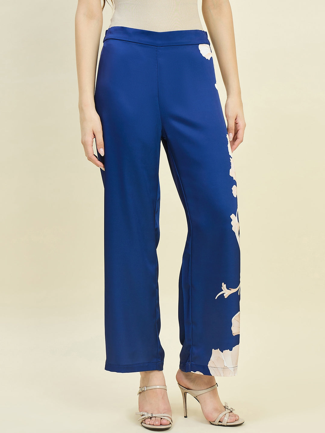 Madame Blue Printed Trousers color swatch