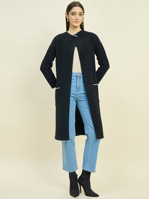 Madame Black Shrug