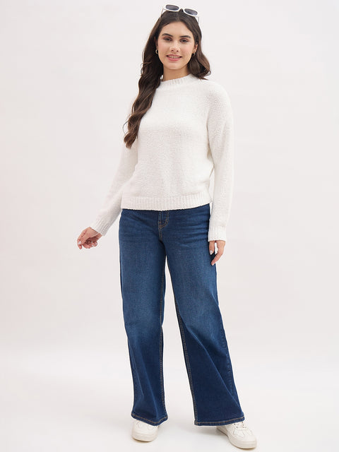 Madame White Basic Pullover Sweater