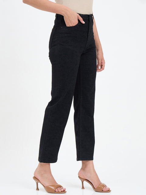 Madame Black Straight Fit Jean