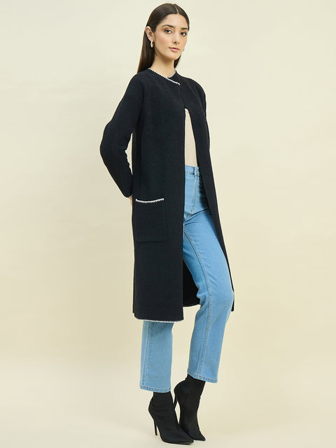 Madame Black Shrug