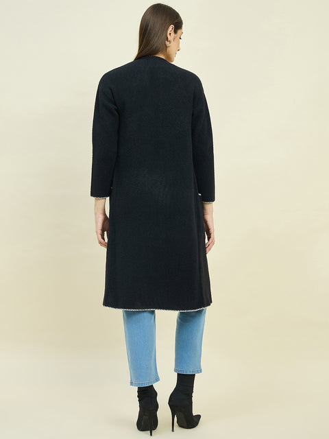 Madame Black Shrug