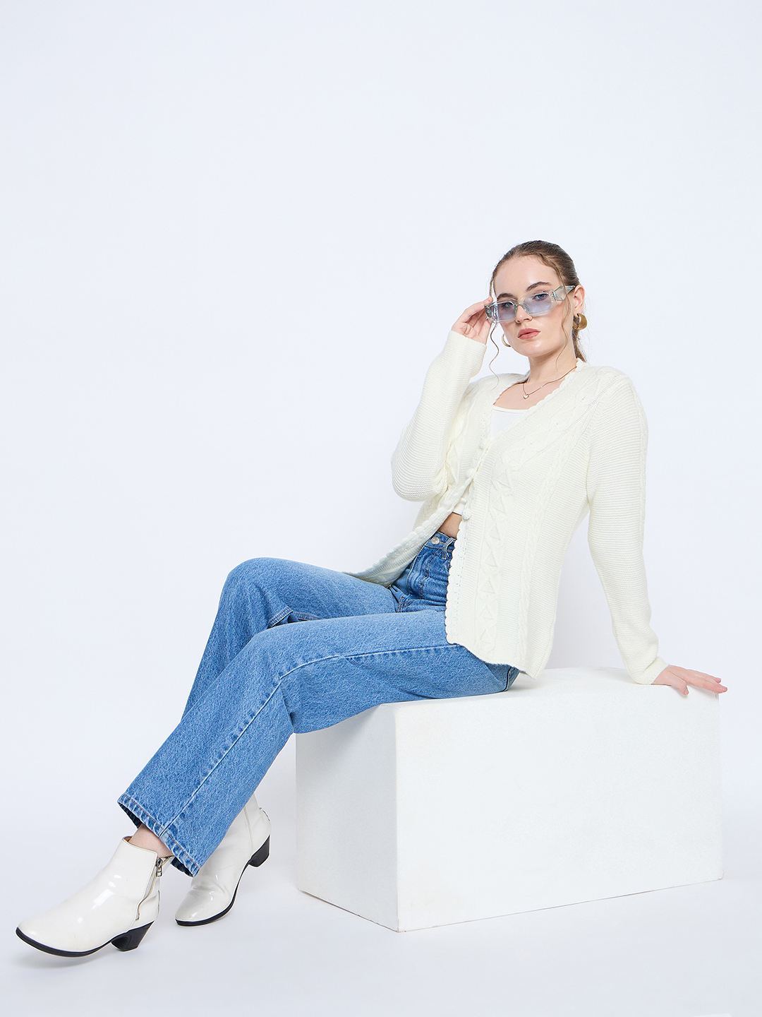 Madame Off White Cable Knit Acrylic Sweater color swatch