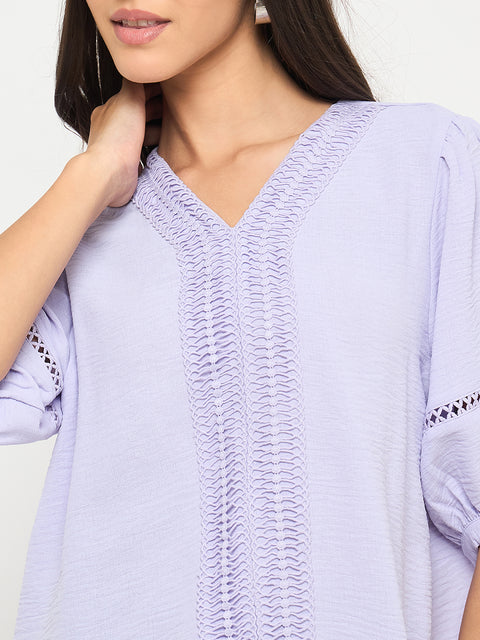 Madame Lace Detailed V-Neck Solid Lilac Knit Top