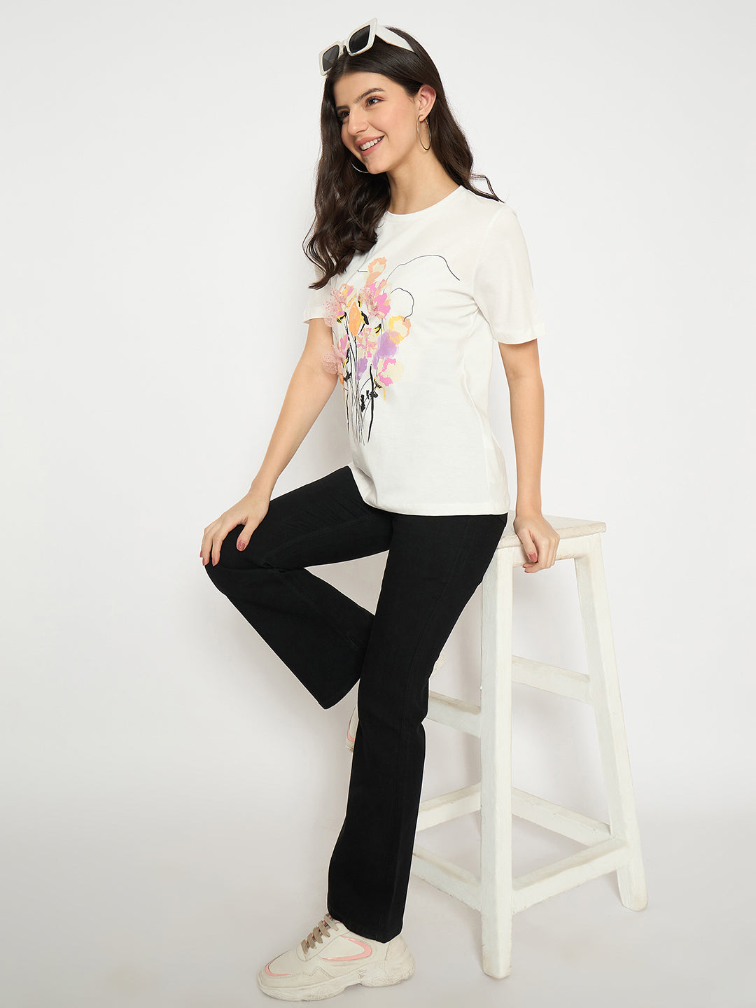 Madame Flared Fit Black Denim Jeans color swatch