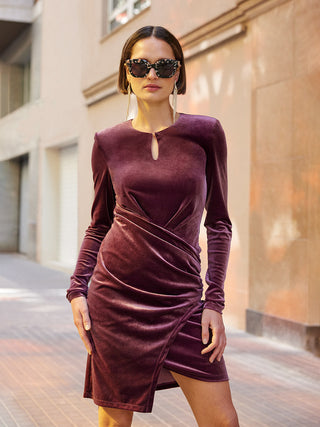 Madame Front Ruched Detailed Solid Mauve Midi Velvet Dress