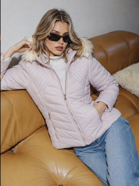 Madame Mauve Quilted Fur Collar Full Sleeve Short Jacket