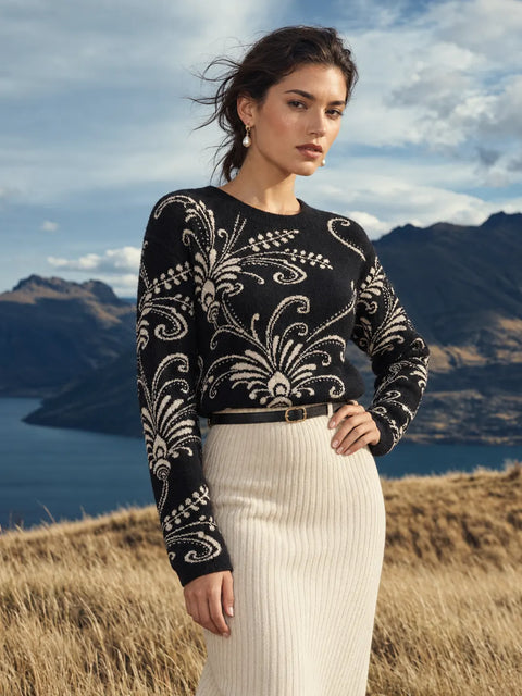 Madame Black Knitted Sweater