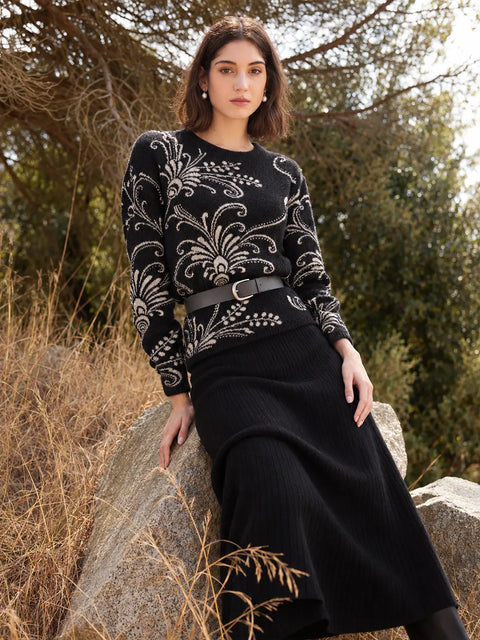 Madame Black Knitted Sweater